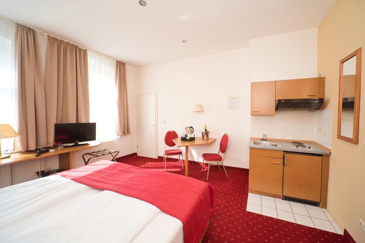 City-Hotel Am Wasserturm Halle Halle  Extérieur photo
