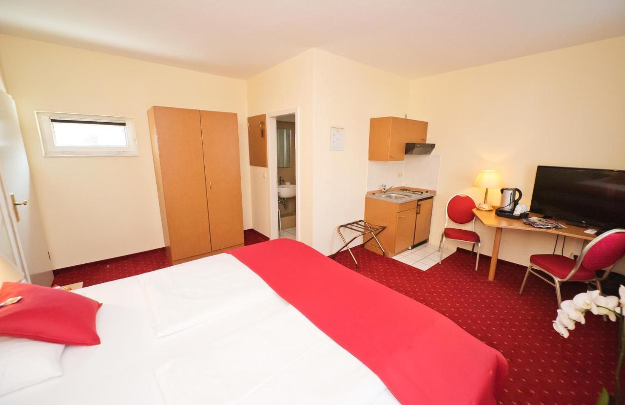 City-Hotel Am Wasserturm Halle Halle  Extérieur photo