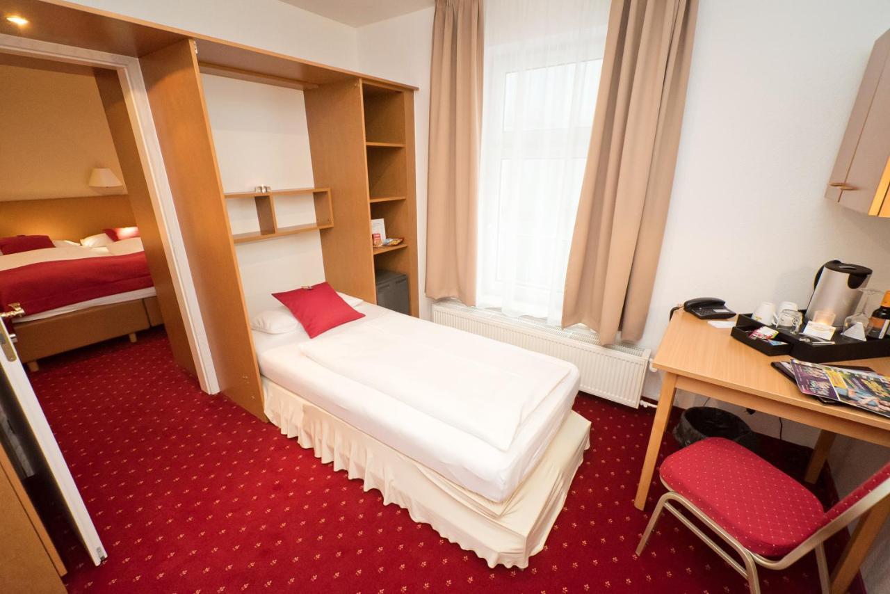City-Hotel Am Wasserturm Halle Halle  Extérieur photo