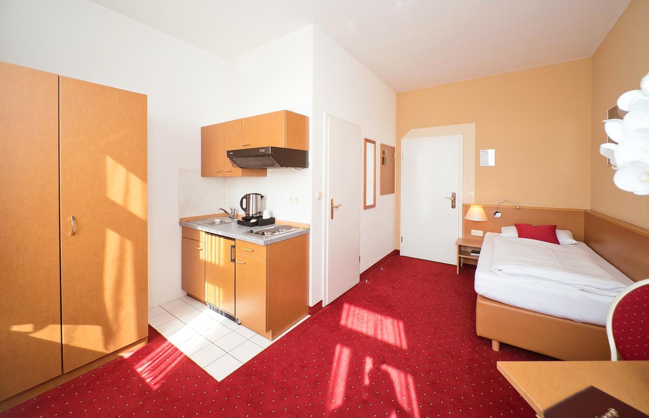 City-Hotel Am Wasserturm Halle Halle  Extérieur photo